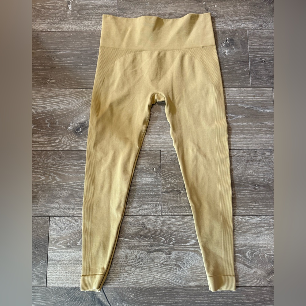 SET Active Gold/ mustard tan Leggings